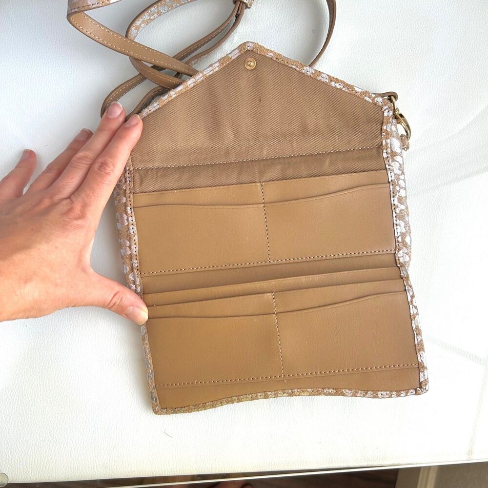 Lodis Wristlet / Crossbody Leather Access. Bag Purse Silver & Tan Animal print - Picture 5 of 10